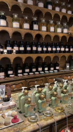 Officine Universelle Buly Paris